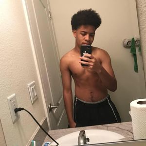 Meet your Posher, Davyion